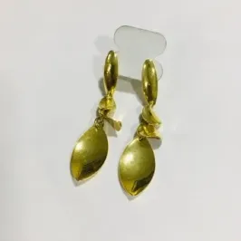 BRINCO 3D PENDUREZA DOURADO