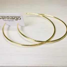BRINCO ARGOLA FINA RETA GRANDE DOURADO