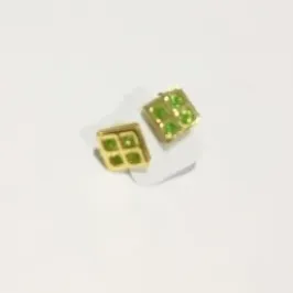 BRINCO QUADRADO 4 PEDRINHAS DOURADO