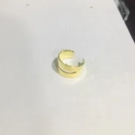 PIERCING FAKE 1 LINHA VAZADA DOURADO