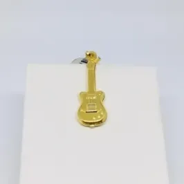 PINGENTE GUITARRA DOURADO