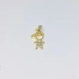 PINGENTE MENINO BONÉ PEDRA CHECA  