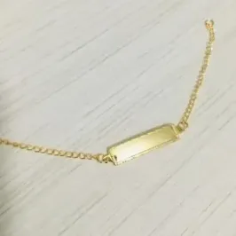 PULSEIRA INFANTIL PLAQUINHA BORDA TRABALHADA DOURADA