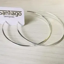 BRINCO ARGOLA TRADICIONAL FINO MÉDIO BANHO DE PRATA