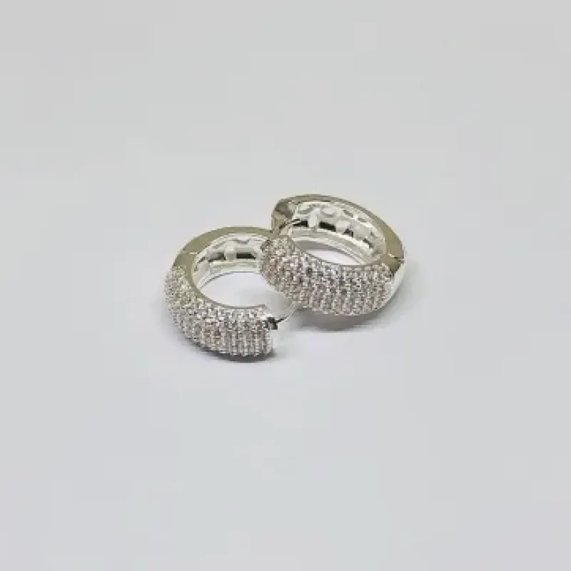 BRINCO 6 FILEIRAS MICROZIRCÔNIA MÉDIO BANHO DE PRATA