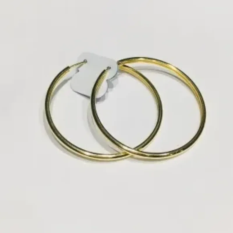 BRINCO ARGOLA FINA PASSANTE MÉDIO DOURADO
