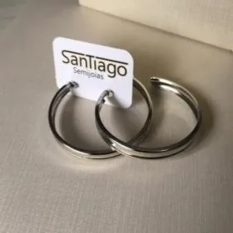 BRINCO ARGOLA ONDULADA ESPELHADA MÉDIO INOX