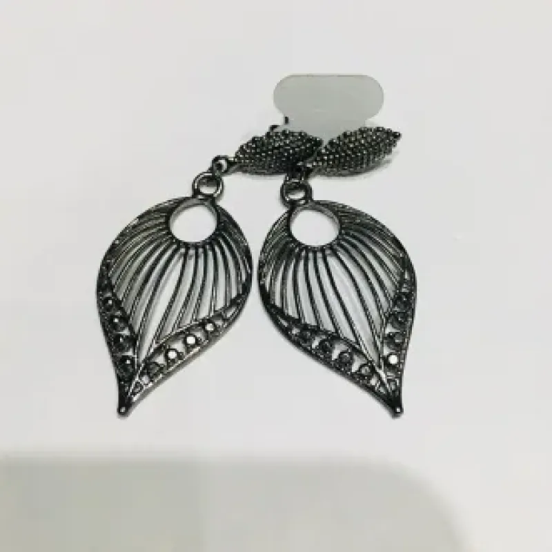 BRINCO GOTA PESADA VAZADA PENDUREZA GRAFITE