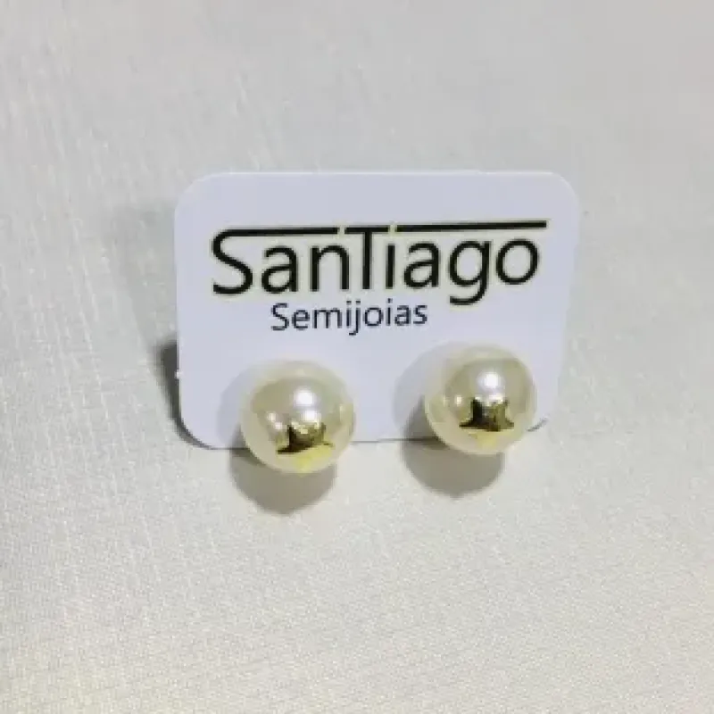 BRINCO PÉROLA COM ESTRELA