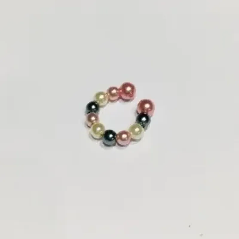 PIERCING FAKE PÉROLA CINZA BRANCO E ROSA