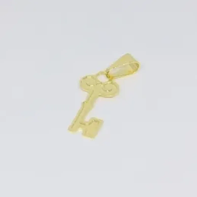 PINGENTE CHAVE LEVE DOURADO CVL
