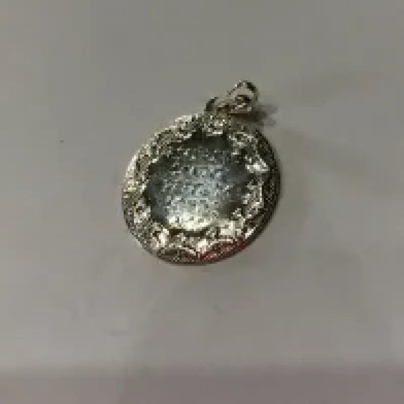 PINGENTE ESPIRITO SANTO REPOUSA BANHO DE PRATA
