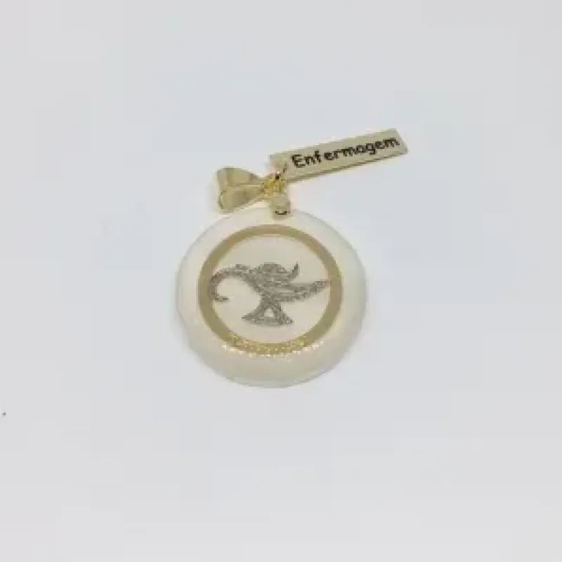 PINGENTE DE PROFISSÃO ENFERMAGEM MADRE PÉROLA DOURADO