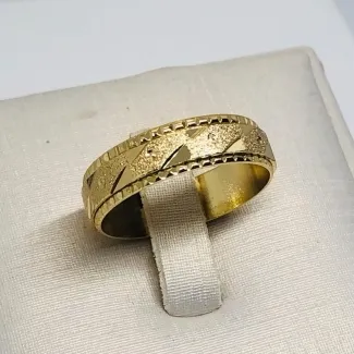 ANEL INTEIRO TRABALHADO DOURADO