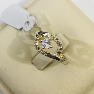 ANEL MICROZIRCONIA E PEDRA AO CENTRO BANHO DE PRATA