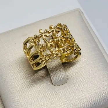 ANEL VÁRIAS FLORES GRANDE DOURADO