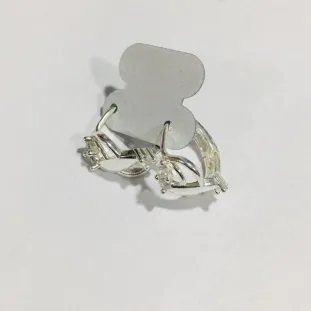 BRINCO ARGOLINHA INFINITO COM 2 PEDRINHAS BANHO DE PRATA