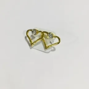 BRINCO CORAÇÃO MÉDIO COM STRASS NO TOPO 