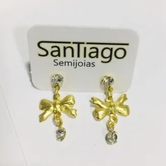 BRINCO LAÇO COM 2 PEDRAS STRASS PENDUREZA 