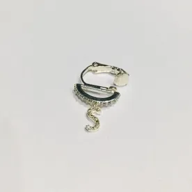 BRINCO PRESSÃO LETRA s MICROZIRCONIA BANHO DE PRATA