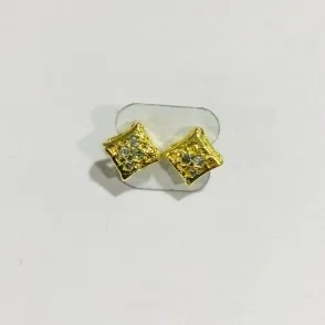 BRINCO QUADRADO PEDRA CHECA PEQUENO 