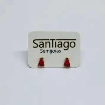 BRINCO TRIÂNGULO STRASS VERMELHO PEQUENO FTQ