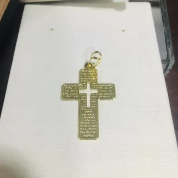 PINGENTE CRUCIFIXO PAI-NOSSO DOURADO
