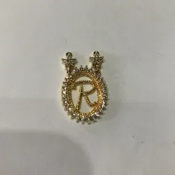 PINGENTE LETRA MICROZIRCONIA COM DUAS PONTAS ESTRELA DOURADO