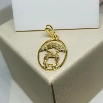 PINGENTE MENINA CÍRCULO ADNY