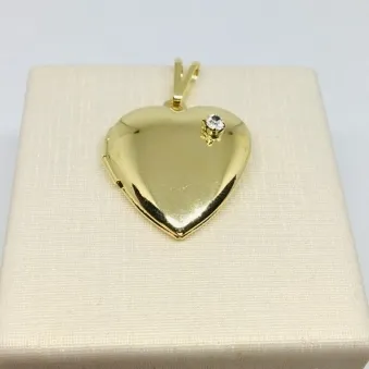 PINGENTE RELICÁRIO CORAÇÃO LISO COM STRASS ADNY