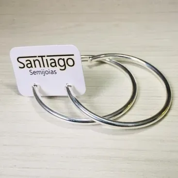 BRINCO ARGOLA TUBO MÉDIO BANHO DE PRATA