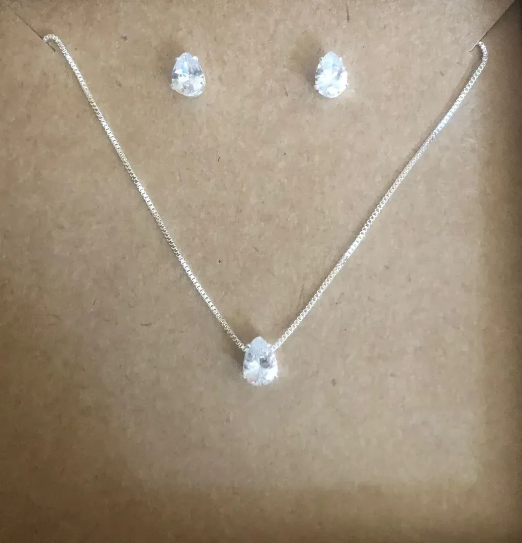 CONJUNTO CAIXINHA GOTA CÍRCULO CRISTAL MÉDIO ZIRCÔNIA PRATA